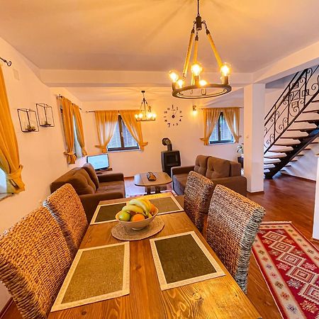 Holiday Home Avita Bihac Bagian luar foto