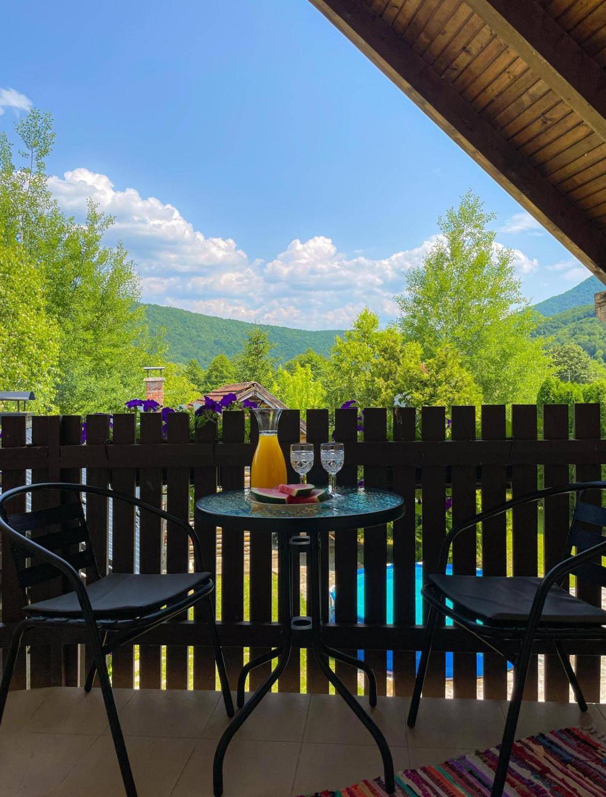Holiday Home Avita Bihac Bagian luar foto