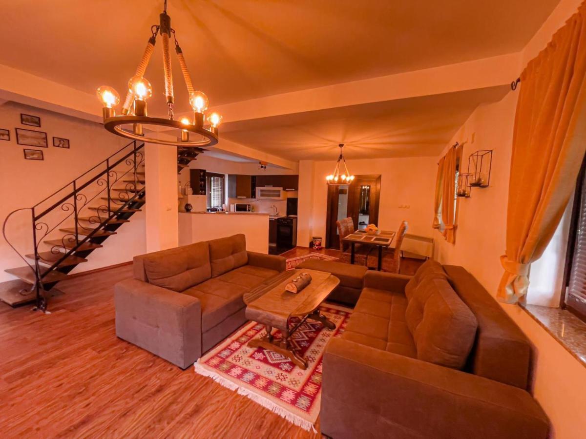 Holiday Home Avita Bihac Bagian luar foto
