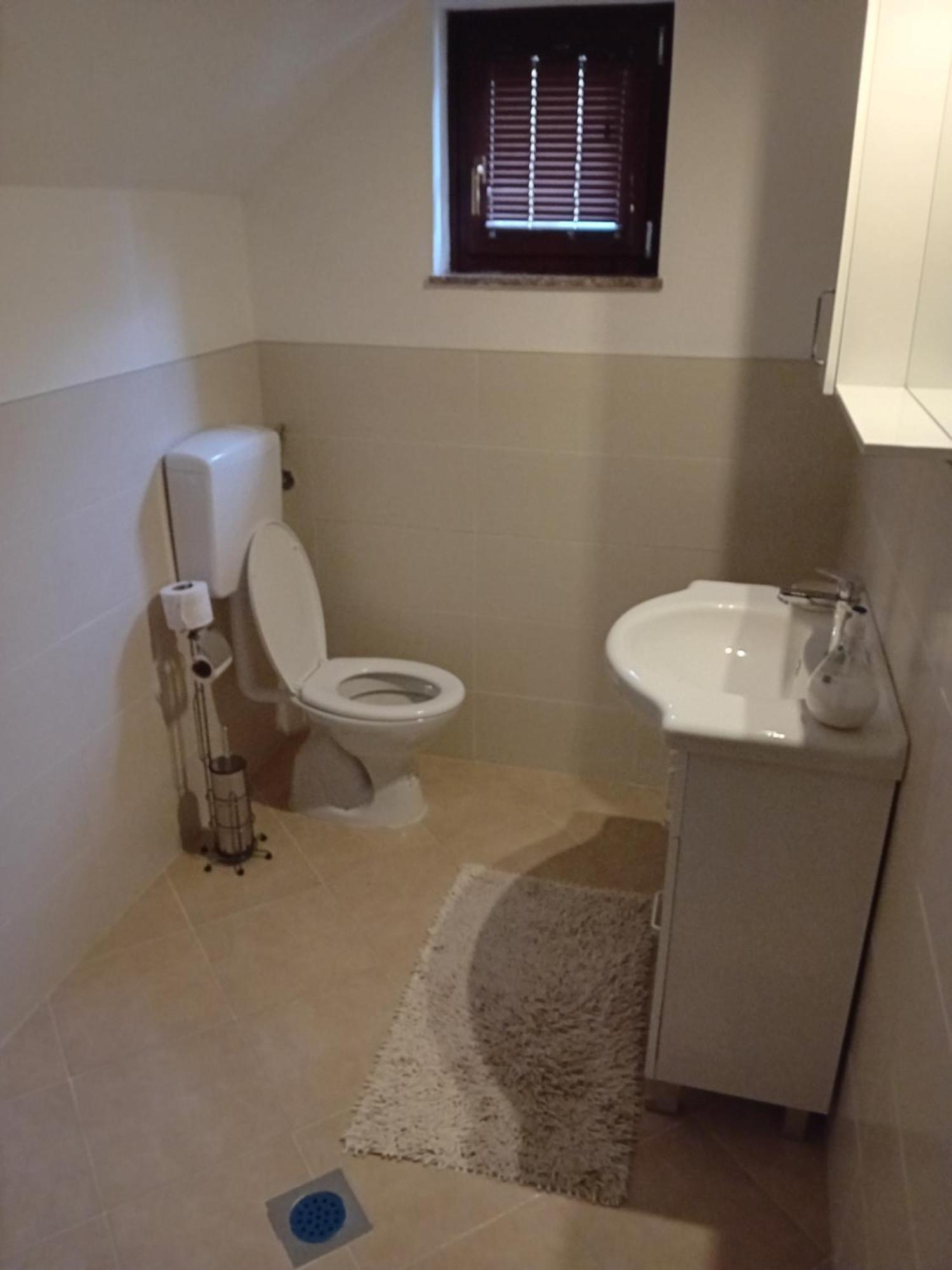 Holiday Home Avita Bihac Bagian luar foto